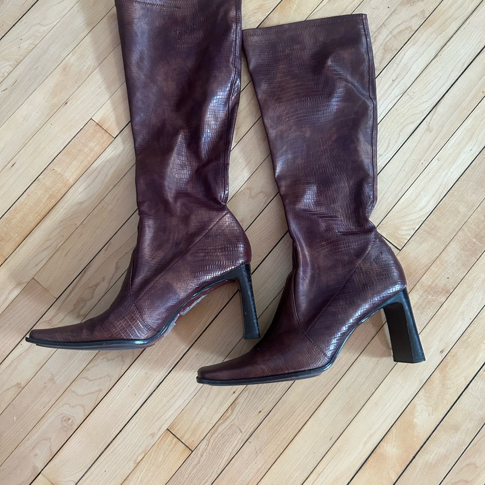 VINTAGE BOOTS CHUNKY HEEL KNEE HIGH